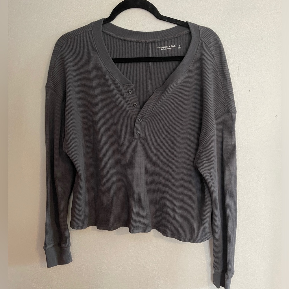 Abercrombie & Fitch soft and cozy cropped waffle long sleeved shirt